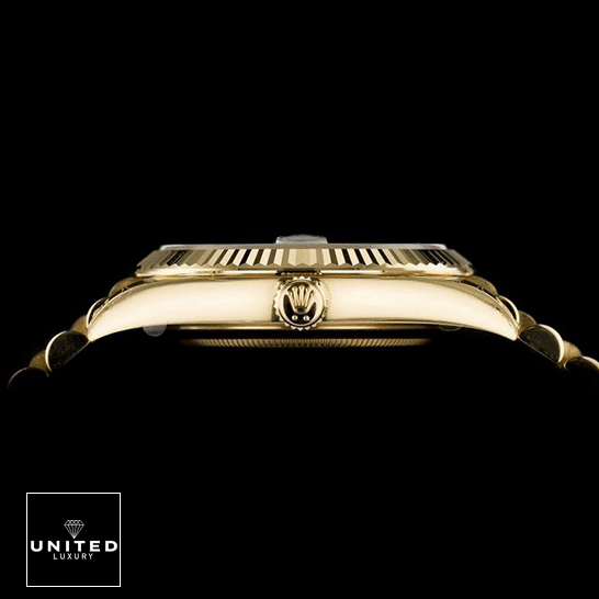 Rolex Diagonal Replica 3 Rolex Day-Date 40 228238 Replica Right Side Gold Crown Pusher