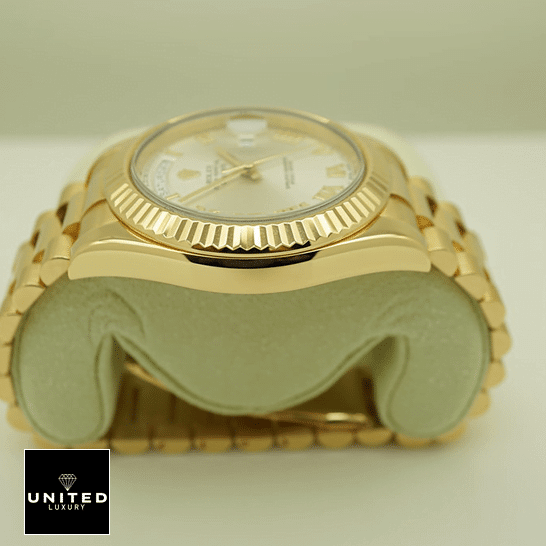 Rolex Day-Date II Collection Gold Silver White Dial 218238 Replica 3 Rolex Day-Date II Collection Gold Silver 218238 Replica Left Side