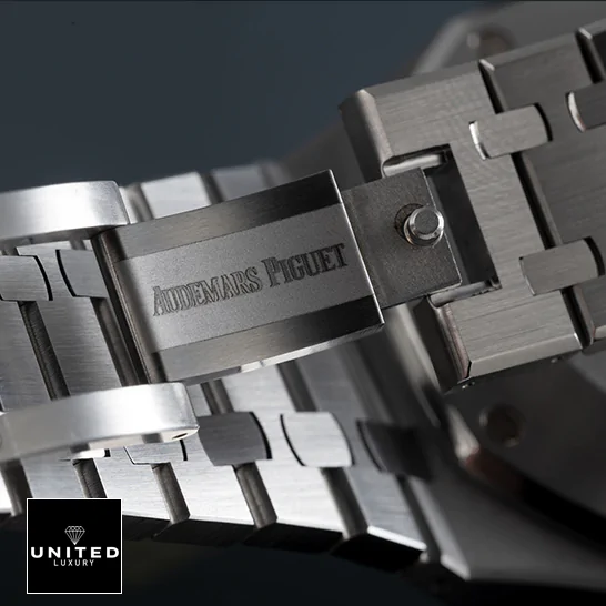 AP 26331 Replica 6 audemars_piguet_royal_oak_white_dial_26331ST.OO_.1220ST.03_dial