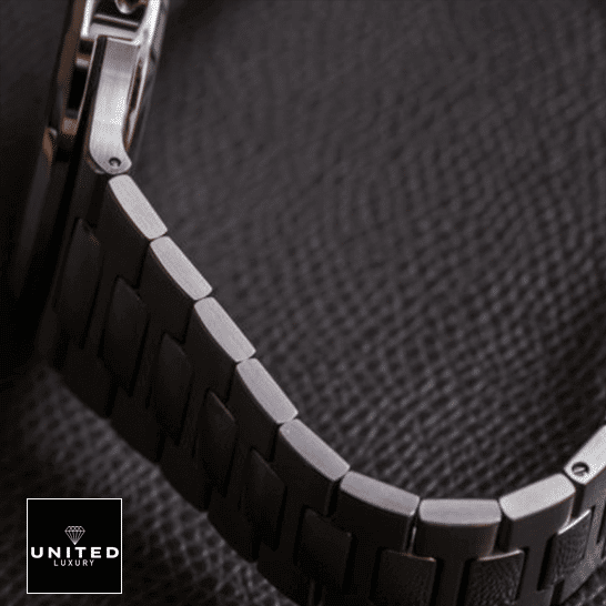 Patek 5711 Replica 9 Patek-Philippe-5711-1A-010-replica-bracelet