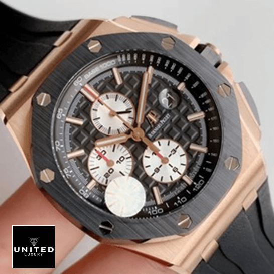 AP Rose Gold Black Replica 6 Audemars Piguet Royal Oak Black Dial Gold Case Replica on the hand