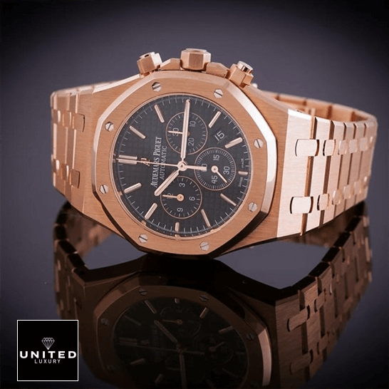 AP Royal Oaks Replica 3 audemarspiguetroyalOak26320OR.OO_.1220OR.01-replica-tiltedleft