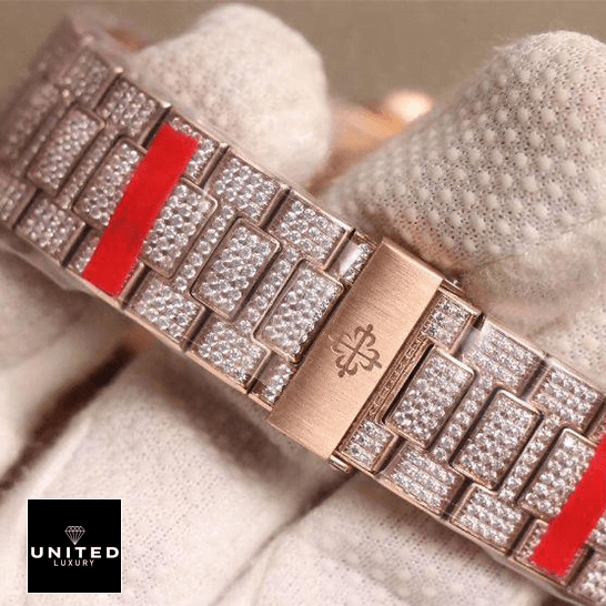 Patek Philippe Nautilus 5711 R8 Replica 3 Patek Philippe Nautilus Jumbo 5711-R8 Iced Out Replica on the glove white hand