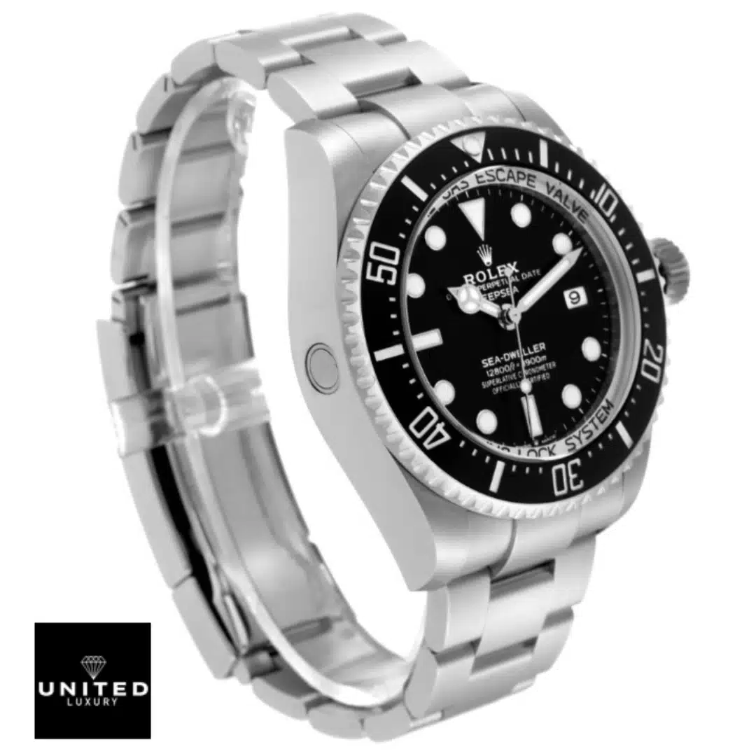 Rolex Deepsea Sea-Dweller Stainless Steel 116660-0001 Oyster Replica 5 Rolex Deepsea Sea-Dweller 116660-0001 Oyster Bracelet Replica