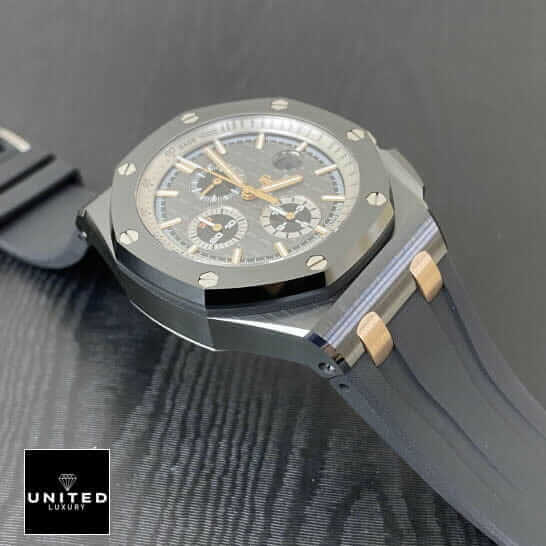 Audemars Royal Oak Chronograph 26415CE.OO.A002CA.01 Replica 1 AP Royal Oak Offshore 26406FR.OO.A002CA.01 Replica on the black table