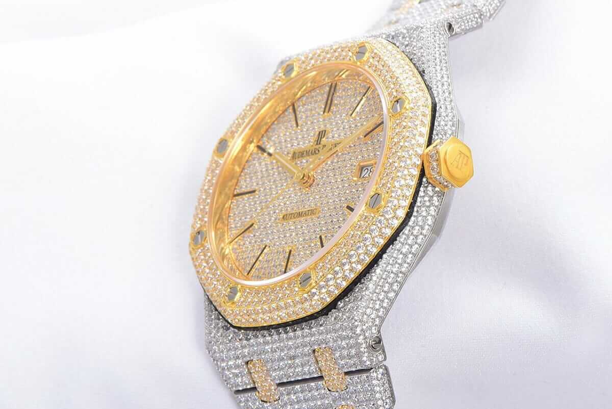 Audemars Piguet Royal Oak Iced Out Yellow Gold Replica 1 Royal Oak 41mm 15400 Iced Out Steel Yellow Gold Replica white background