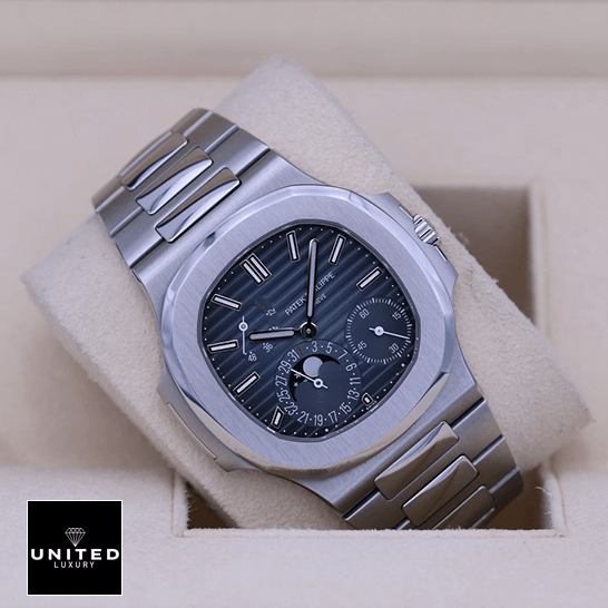 Patek Philippe 5712/1A Moon Phase Replica 9 Patek Philippe Nautilus Moon Phase Blue Dial 57121A-001 Replica in the box