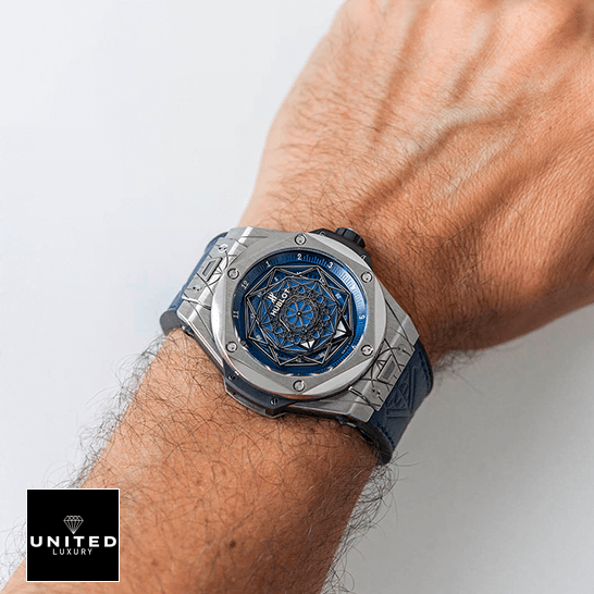 Hublot Titanium Watch Replica 3 hublot_big_bang_sang_bleu_titanium_blue_watch_415.NX_.7179.VR_.MXM18_hand