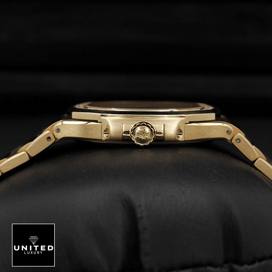 Patek Philippe Nautilus 7010/1R-012 Replica 3 Patek Philippe Nautilus 70101R-012 Rose Gold Case Replica side view