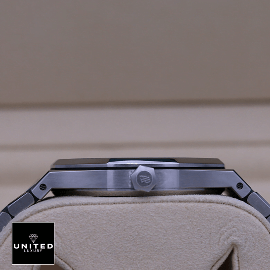 Audemars Piguet Royal Oak Tourbillon 26512ST.OO.1220ST.01 Replica 4 Audemars Piguet Royal Oak 26510ST.OO_.1220ST.01- Steel Case Replica side view