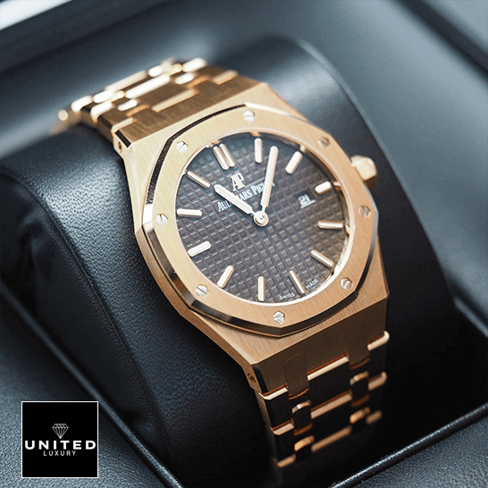 Ap Quartz Replica 1 Audemars Piguet Royal Oak Brown Dial 67650OR.OO_.1261OR.01 Replica in the box