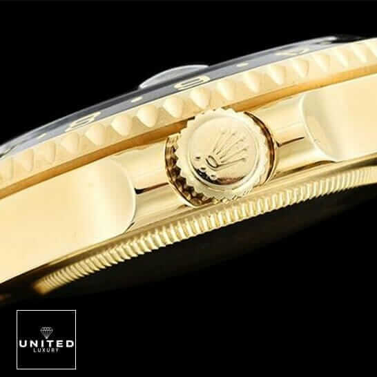 Rolex GMT-Master II 11678LN Yellow Gold Green Dial oyster Replica 7 Rolex GMT Master Replica Crown Pusher