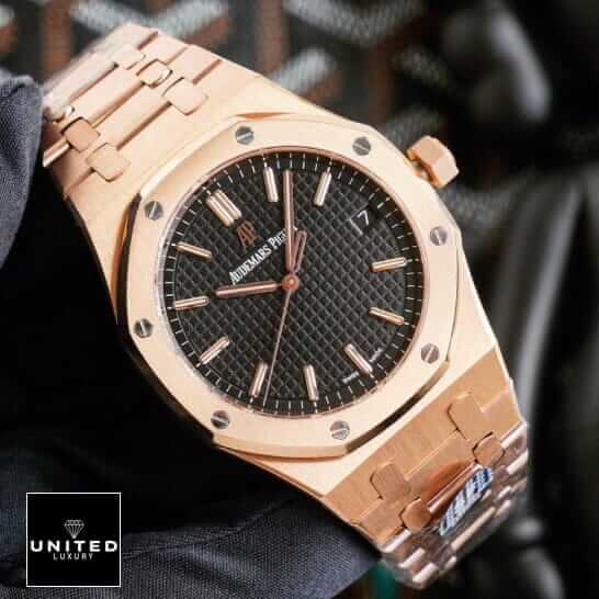 AP 15500 Rose Gold Replica 4 ap-15500-rose-gold-left