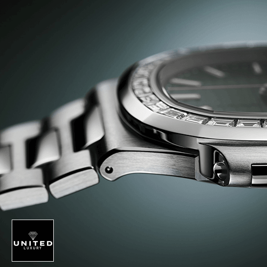 Patek Philippe Diamond Bezel Replica 6 Patek Philippe Stainless Steel Bracelet Replcia side view green background
